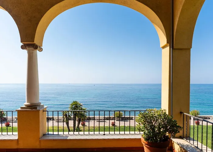 Apartment Loggia Sul Mare By Interhome